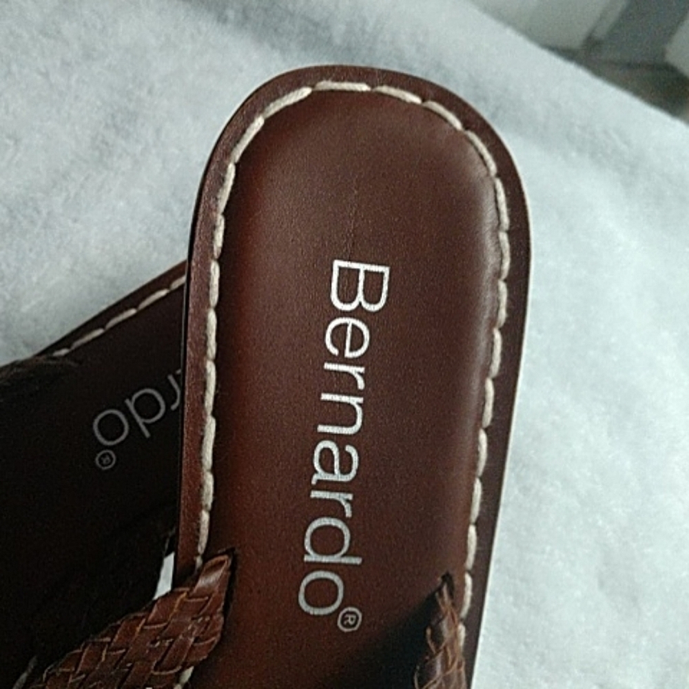 Bernardo Sandals Women's 11 M Asmara Braided Wedge Thong Dark Brown Leather EUC